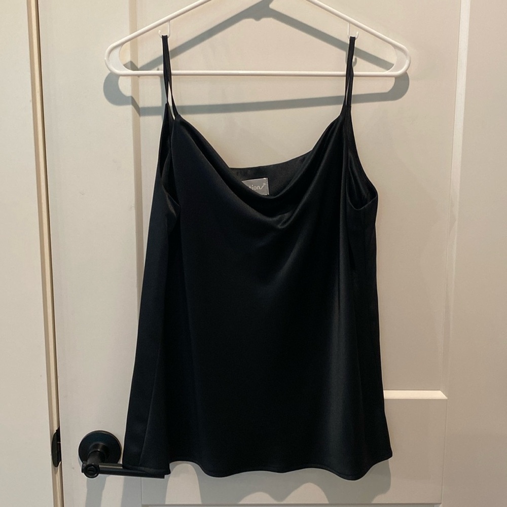 Intuitions Ladies Dressy Tank.‎  Black.  Size 12